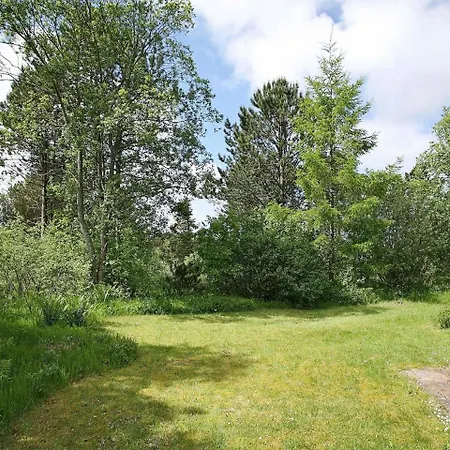 Three-bedroom Holiday In 1 Ålbæk
