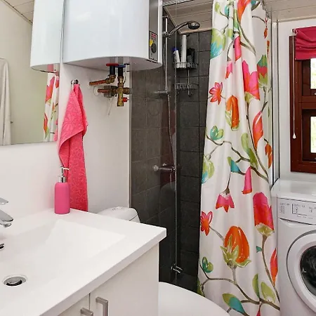 Three-bedroom Holiday In 1 * Ålbæk