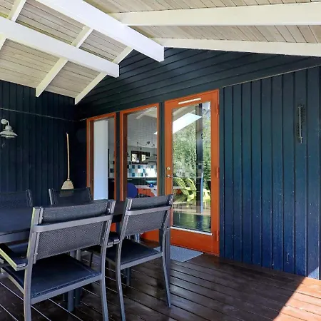 Three-bedroom Holiday In 1 別荘 *