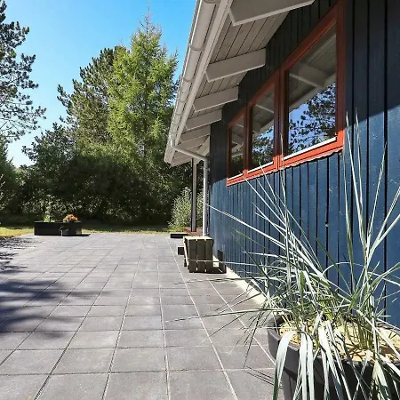 別荘 Three-bedroom Holiday In 1 Ålbæk